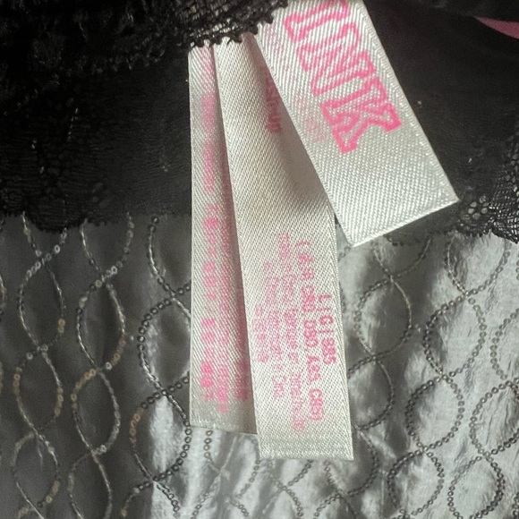 Pink Victoria’s Secret Black Lace Push Up Bra Size L - Picture 6 of 6